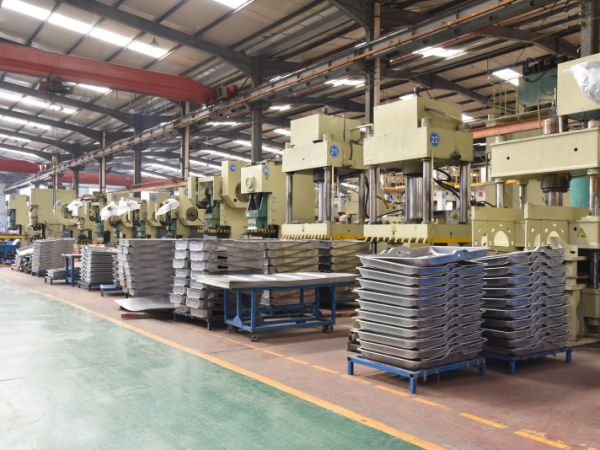 油壓機(jī)產(chǎn)線(xiàn)